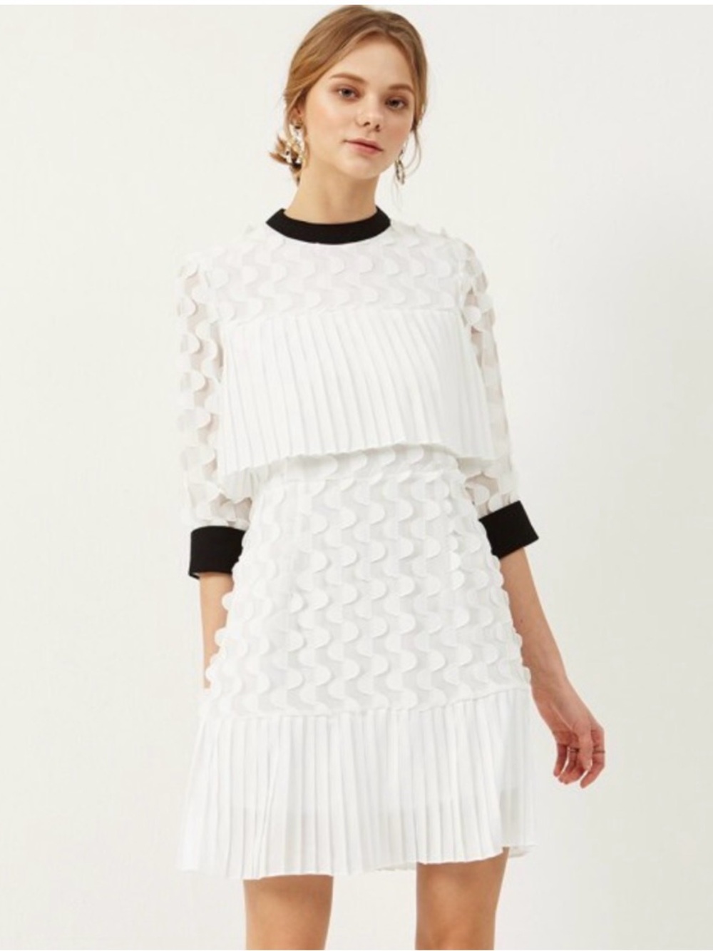 STORETS White Textured Pleated Mini Dress Black Trim Size S NWT
